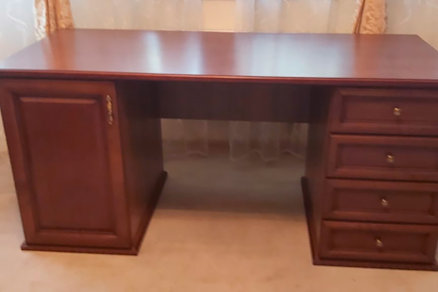 Письменный стол по индивидуальным размерам